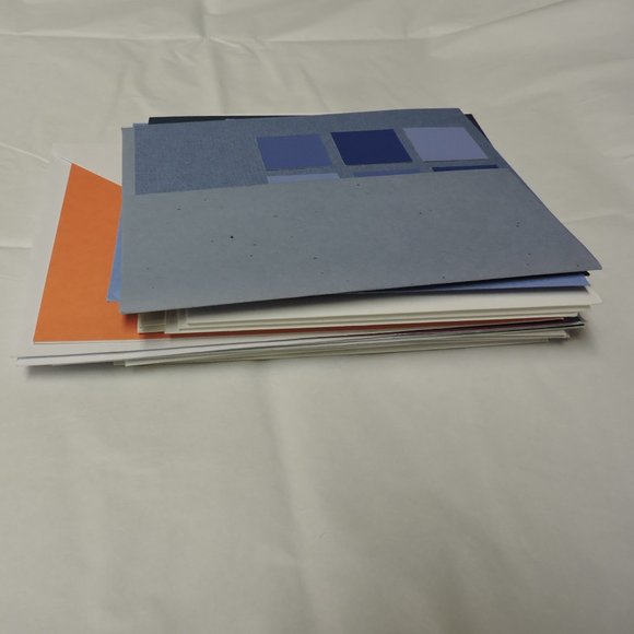 18 Cards with Envelopes ... blank inside - Picture 4 of 4